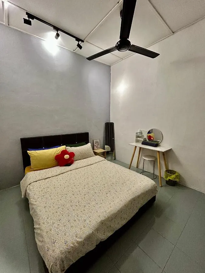 Heritage Cozy Entire 3 Bedroom House At Kijang Alma Bukit Mertajam